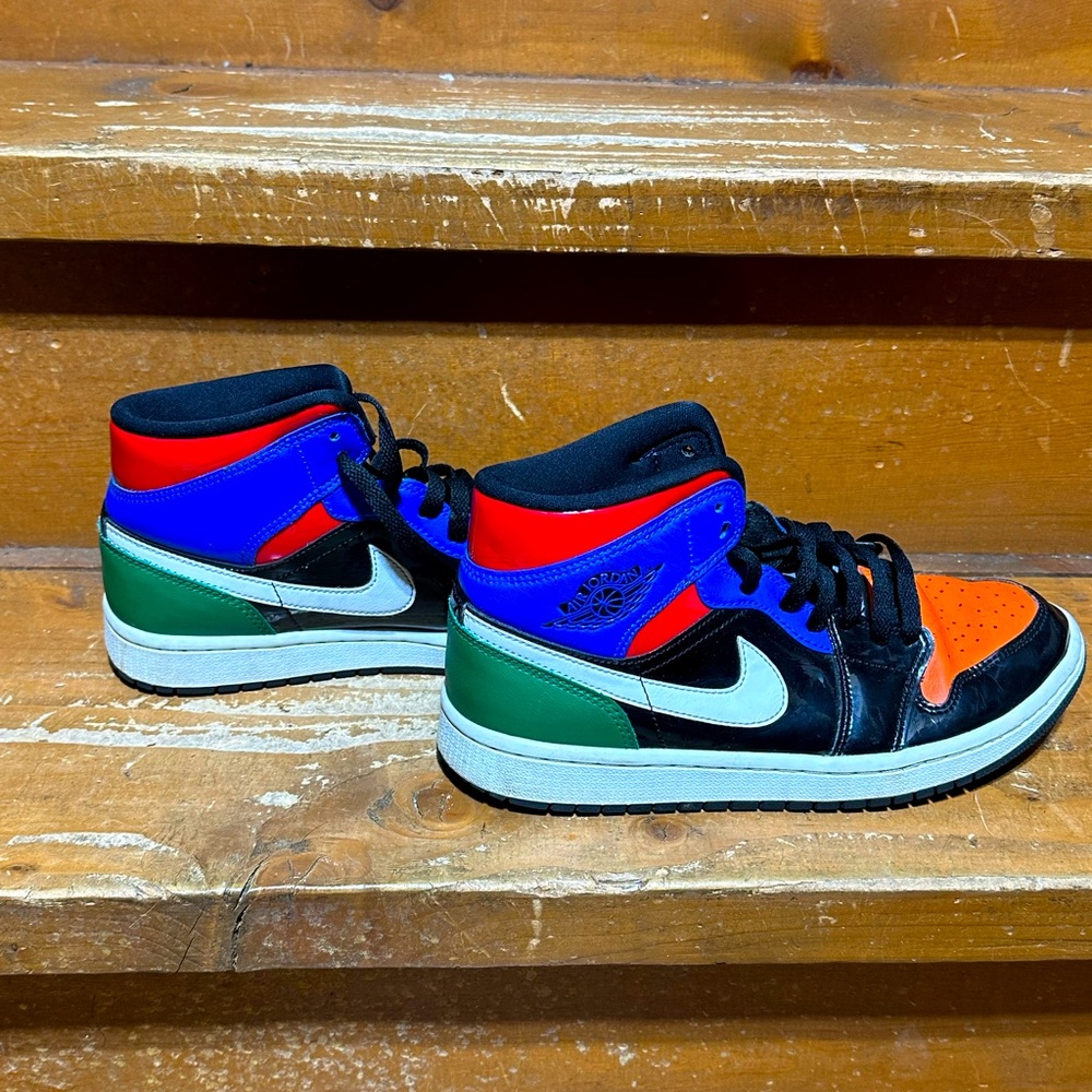 Men’s multi colored Jordan retro 1